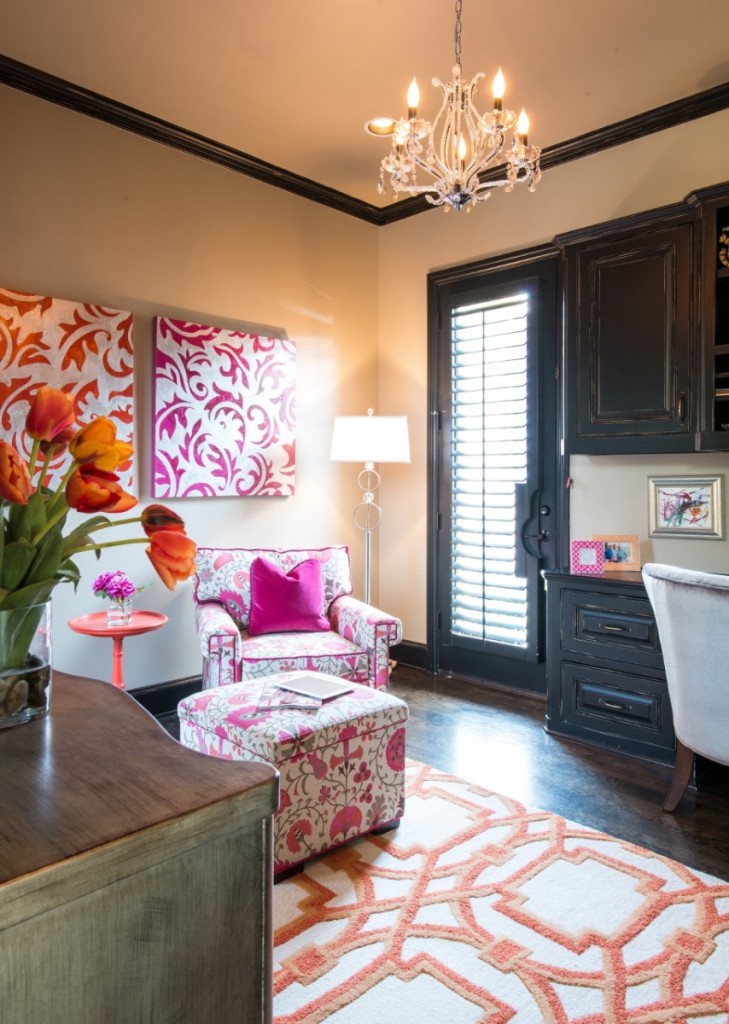pink and orange rooms